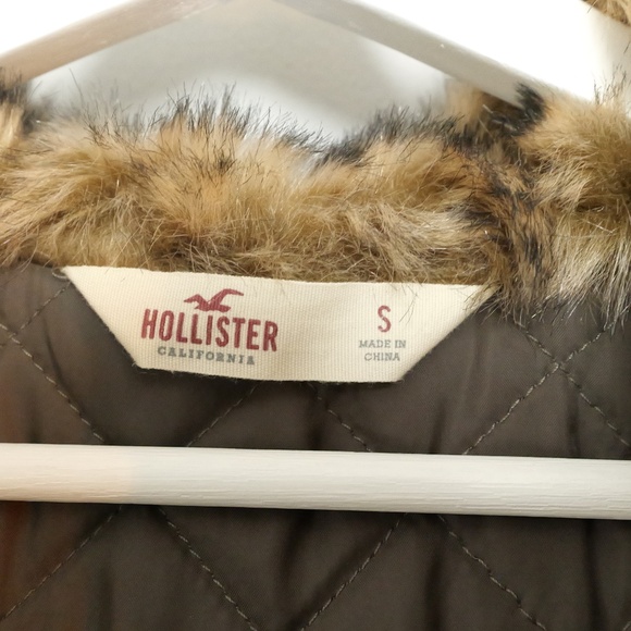 Hollister | Abercrombie | women’s Green Fur Hood coat. Size small. - Picture 5 of 9